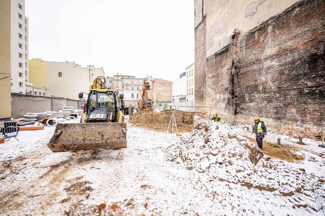 W centrum Łodzi powstają wielopoziomowe parkingi