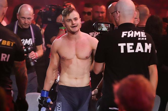 Amadeusz Roślik - Maksymilian Wiewiórka: WYNIK walki na Fame MMA 8. Kto wygrał 21.11.2020?