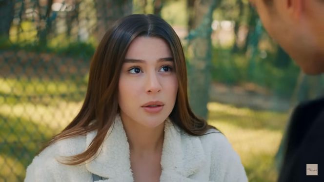 Pocałunek Zeynep i Ege. "Wszystko się ułoży"