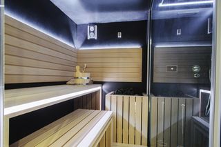Sauna w domu: przewodnik dla początkujących. Koszty, budowa, porady