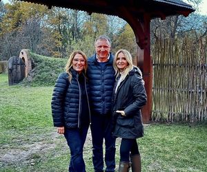 Beata Mazurek z PiS balowała na weselu Cichopek i Kurzajewskiego. Była posłanka wyglądała jak milion dolarów!