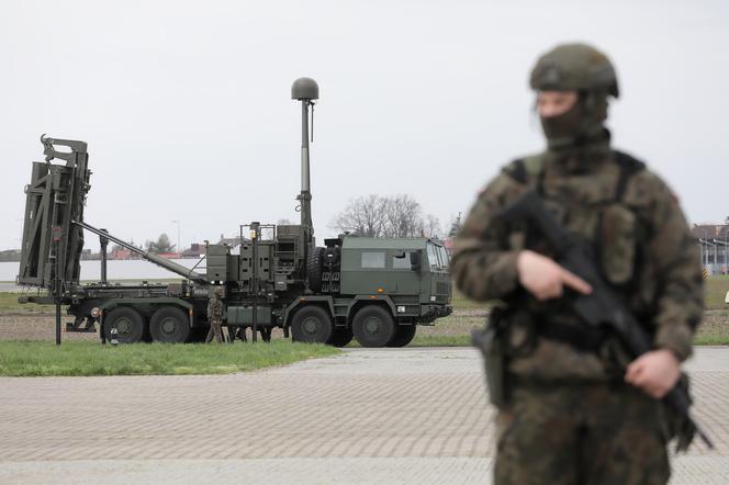 Rakietowy zestaw przeciwlotniczy krótkiego zasięgu „mała Narew”