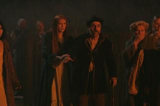 Dewajtis odc. 6. Rymko Ragis (Tomasz Sapryk), Irena Orwid (Michalina Olszańska), Aneta (Maria Pakulnis), Marta (Ada Szczepaniak), Hanka (Anna Bielawska)