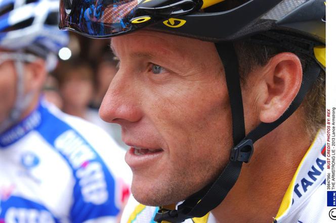 Lance Armstrong wrócił do kolarstwa! Legendarny OSZUST oceniał innych