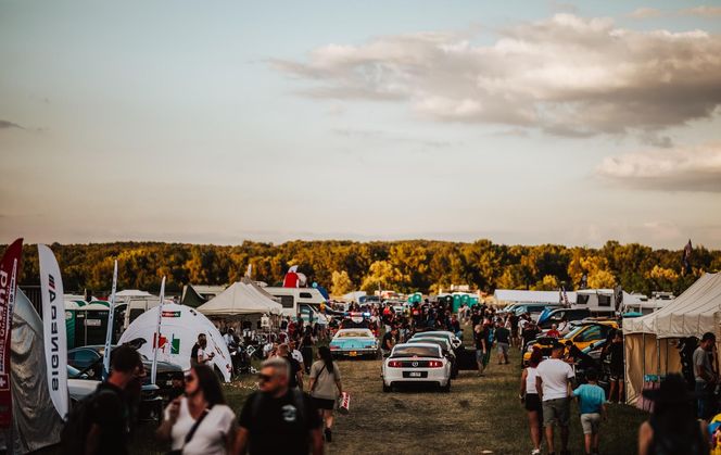 Tesla Cybertruck po raz pierwszy w Polsce! Zobacz futurystyczny pojazd na American Cars Mania 2025