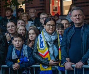 Mistrzowska feta Apatora na Rynku Staromiejskim w Toruniu