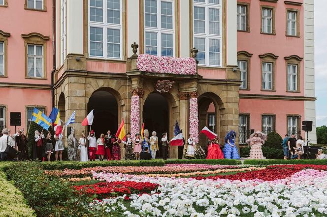 Festiwal Kwiatów na Zamku Książ. Jest bajecznie! [ZDJĘCIA]