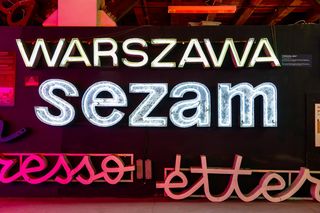 Neony z Muzeum Neonów w Warszawie