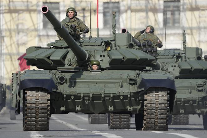 Rosjanom kończą się cześci do czołgów? Robią je z lodówek i zmywarek!