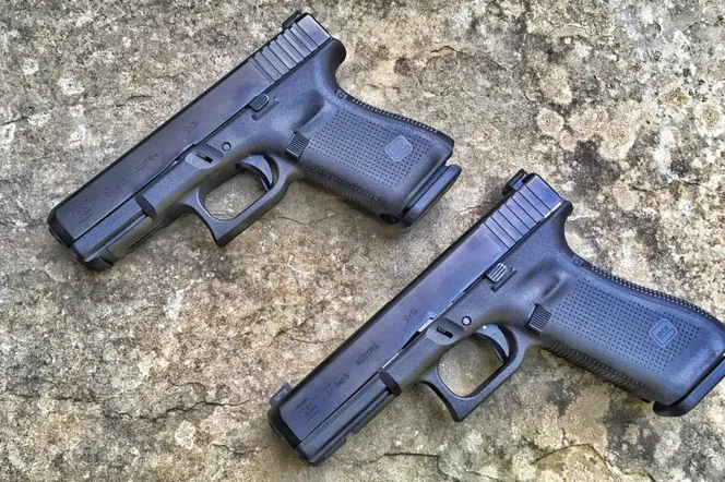 Glock 20 powraca. Pistolet dużego kalibru w najnowszej generacji (nie) tylko dla... polujących na niedźwiedzie