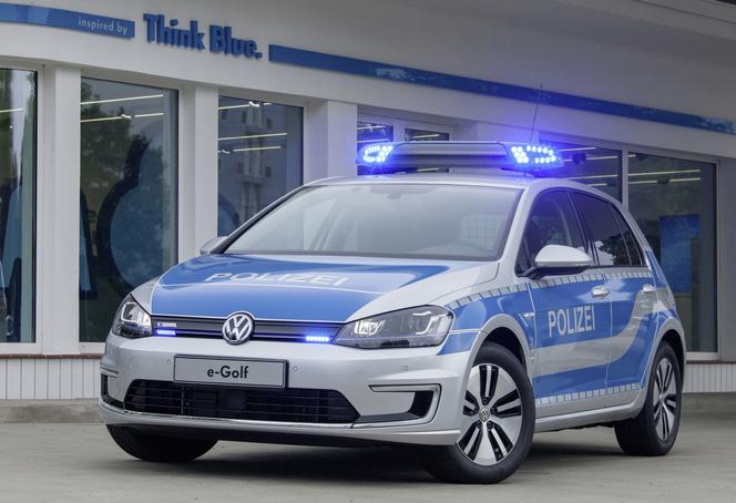 Radiowóz Volkswagen e-Golf 