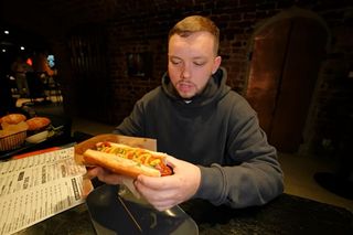 Książulo ocenił jedzenie u Mentzena. Bezkompromisowa recenzja w Toruniu 