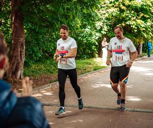 Sportowe emocje w Chorzowie. 150 biegaczy wystartowało w 6. edycji Chorzowskiej Dychy