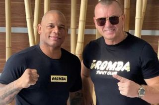 Legenda zawalczy w FAME?! Łączono go z Khalidovem i Pudzianowskim. Kim jest Hector Lombard?