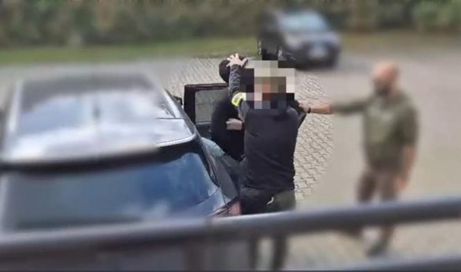 Oszuści z Pruszkowa w areszcie! Sprawdź, na czym polegały ich przestępstwa finansowe