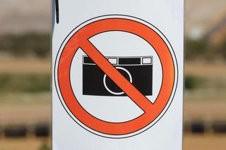 Surowa kara za zrobienie zdjęcia? Zakaz fotografowania może objąć 25 tys. obiektów w całej Polsce