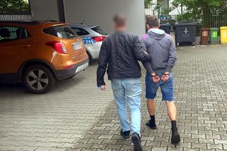 Warszawa: Bestialski atak na przechodnia. 23-latek użył maczety
