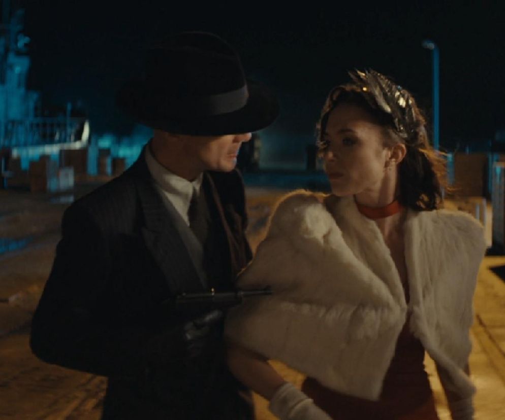 Zatoka szpiegów, odcinek 18. Wulf (Mateusz Nędza), Eva (Sonia Mietielica)