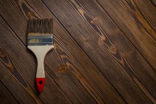 Olejowanie podłogi. Jak olejować podłogę drewnianą?