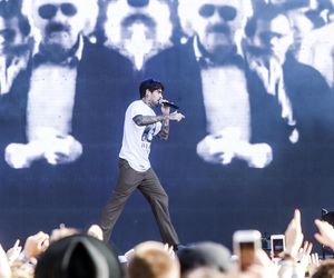 Quebonafide szczerze o zakazanych używkach i plotkach na temat uzależnienia. To są spekulacje