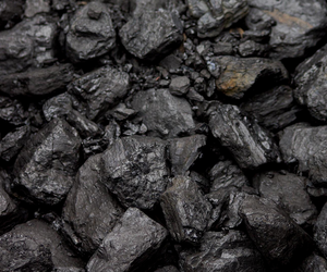 Gwarantowana cena węgla. Ile wynosi i komu przysługuje?