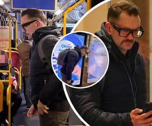 Poseł Mejza jeździ komunikacją miejską w Warszawie