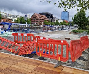 Rybi Rynek w Bydgoszczy niemal gotowy. Eleganckie nabrzeże już cieszy oczy!