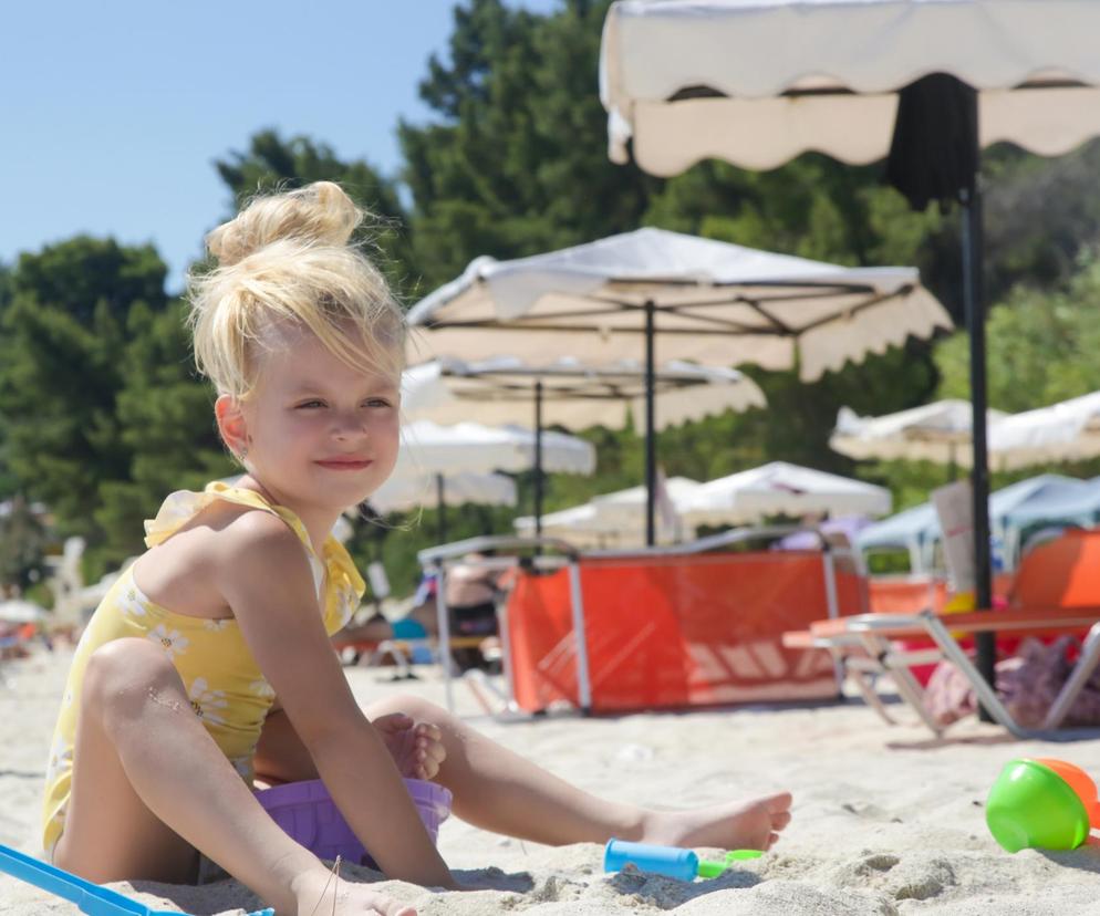 Planujesz wyjazd wakacyjny z dzieckiem? Wiemy, kiedy w wakacje będzie najlepsza pogoda