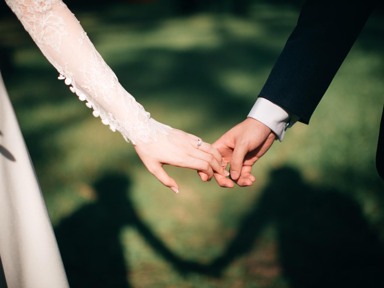 Śluby w 2021 roku. Wirtualne targi to jeden z pomysłów na ratowanie branży weselnej