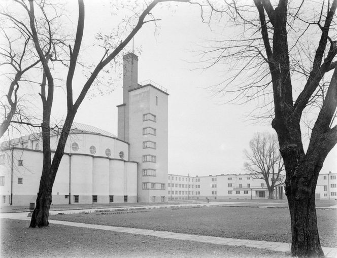 Gmach główny AWF w Warszawie w 1934 roku