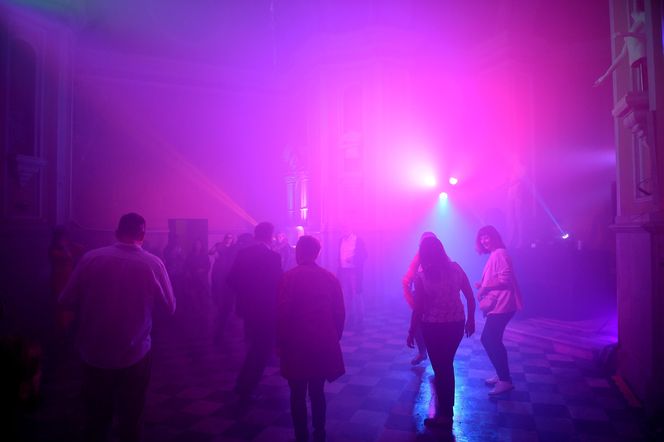 Dyskoteka techno w kościele w Rybniku Bing Bang Party