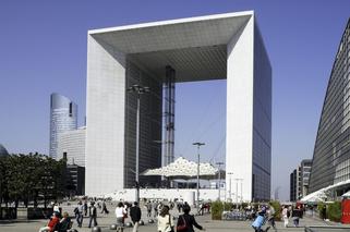 La Défense. Wieżowce w Paryżu