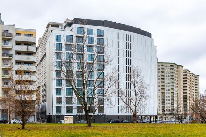 Nowy apartamentowiec przy stacji metra Wilanowska w Warszawie