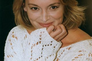 Była wielką gwiazdą hitu Polsatu. Z powodu rodzinnej tragedii usunęła się w cień