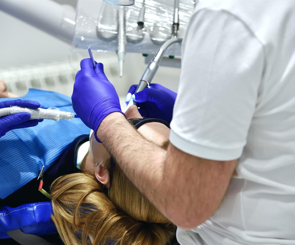 Ceny usług stomatologicznych rosną w zatrważającym tempie.