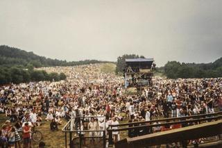 Pierwszy w historii Przystanek Woodstock w 1995 roku w Czymanowie