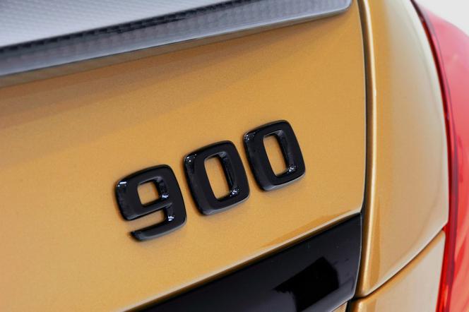 Brabus Rocket 900 Desert Gold 