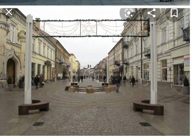 Tak wygląda ta sama ulica w Płocku po rewitalizacji
