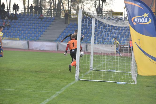 Elana Toruń - Pogoń Nowe Skalmierzyce 1:0, zdjęcia z meczu 3. Ligi