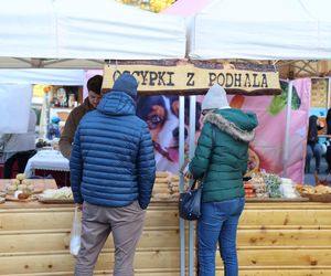 Festiwal Czekolady i Słodkości na placu pod zamkiem w Lublinie 