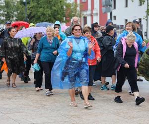 Lubelska Piesza Pielgrzymka na Jasną Górę 2024. Pątnikom deszcz niestraszny!