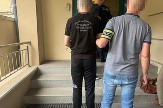 Horror na nowej kładce w Warszawie. Zatrzymano podejrzanego o postrzelenie. To 16-latek