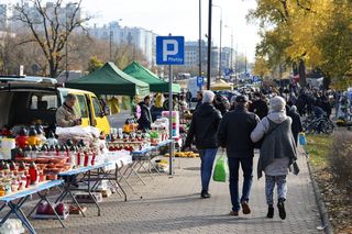 Cmentarze w Polsce 1 listopada