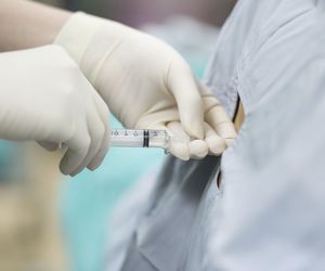 ZNIECZULENIE ZEWNĄTRZOPONOWE – prawdy i mity. Skutki uboczne