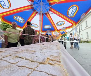 Rzeszów Najdłuższa Kremówka w Polsce