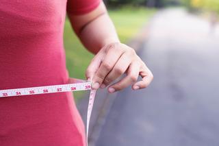 Bez ćwiczeń też można schudnąć. 6 rad od trenera personalnego, jak zrzucić kilogramy bez potu