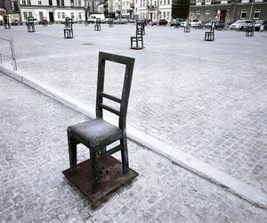 Fragment Placu Bohaterów Getta w Krakowie