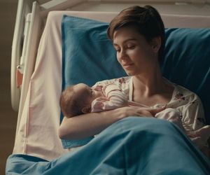 	Na dobre i na złe odc. 959 finał sezonu. Blanka (Pola Gonciarz), jej córka Nina (Michalina Grot)