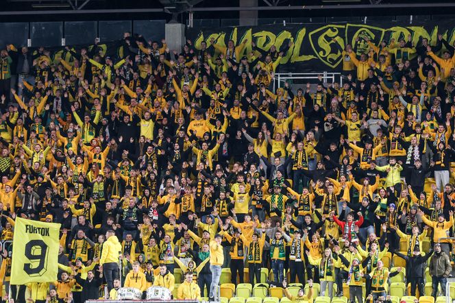 Mecz GKS Katowice - Korona Kielce. Ponad 12 tysięcy kibiców zobaczyło heroiczne zwycięstwo