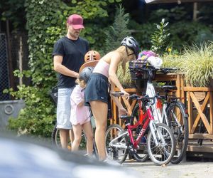 Agnieszka Kaczorowska i Marcin Rogacewicz wybrali się na rowery 